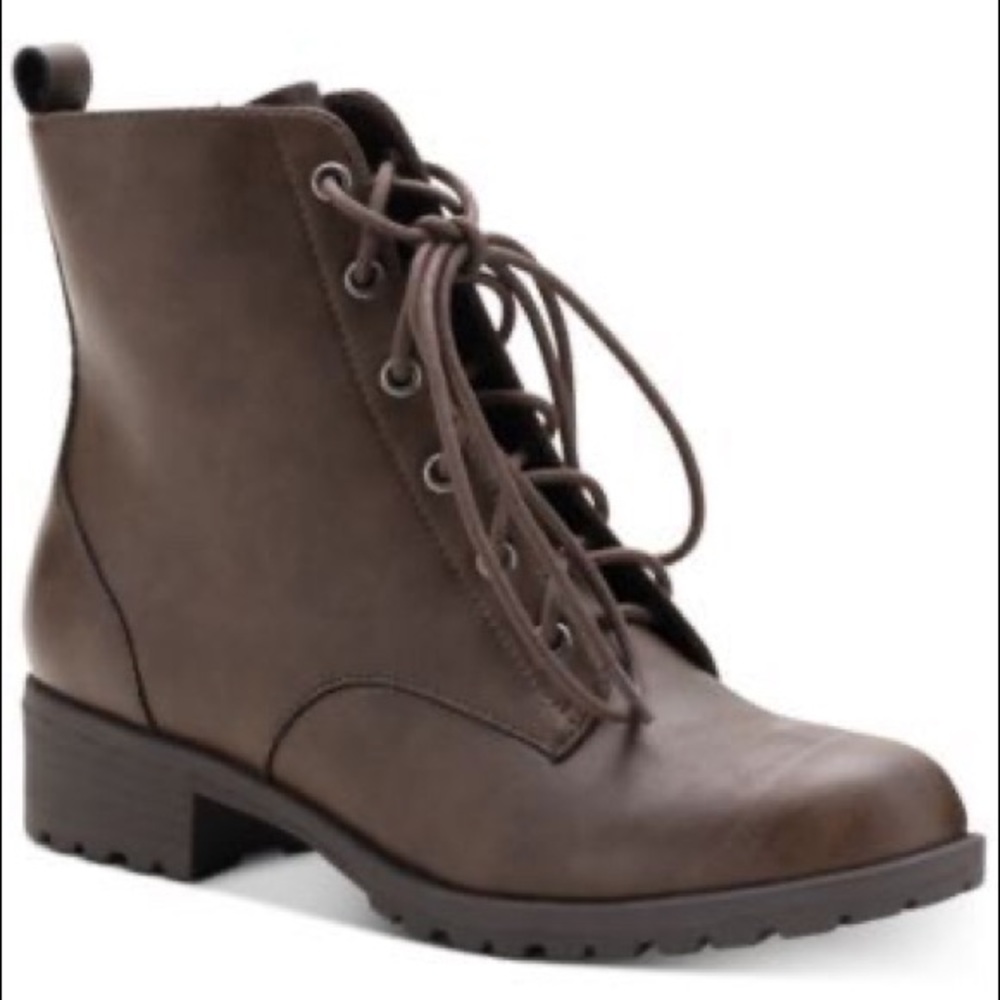 Lace up boots